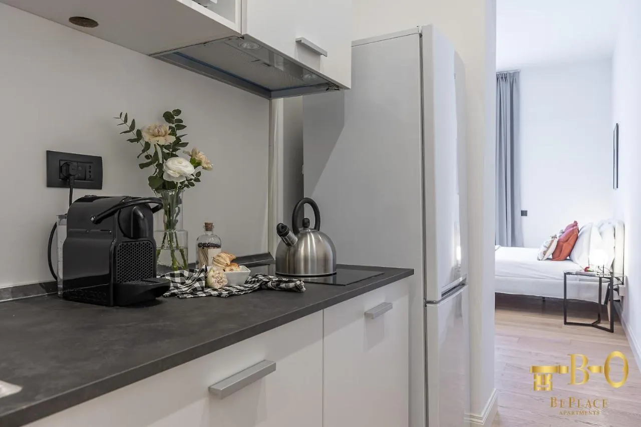 Beplace Apartments In San Babila Milan