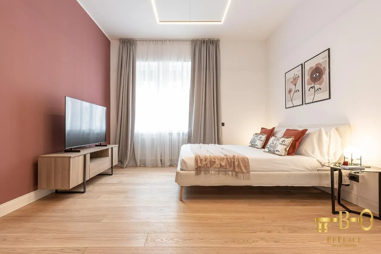 Beplace Apartments In San Babila Milano